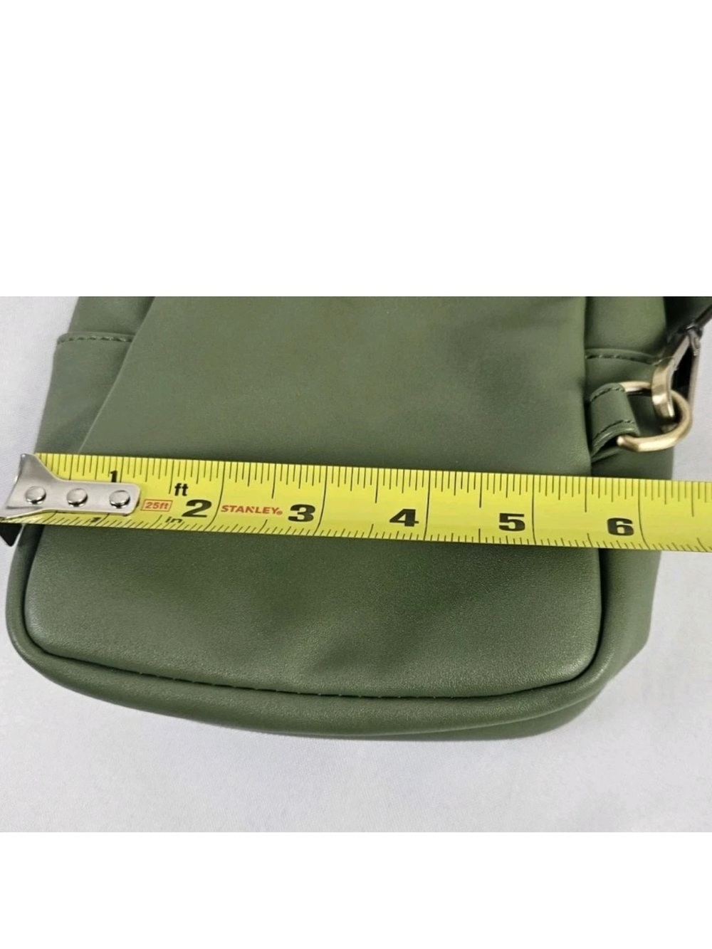 Urban Outfitters X Anthologie Green Woven
Vegan Leather Crossbody Sling
Bag - Picture 7 of 10